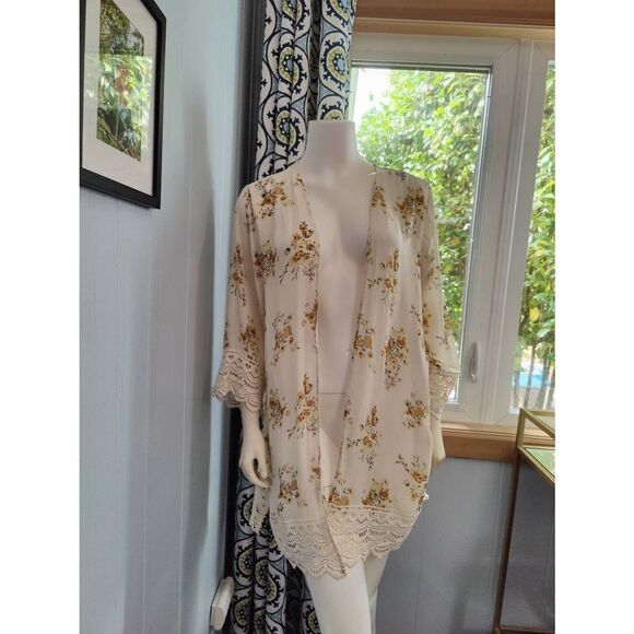 Mason & Belle Lace Edged Sheer Kimono NWT - Picture 1 of 4